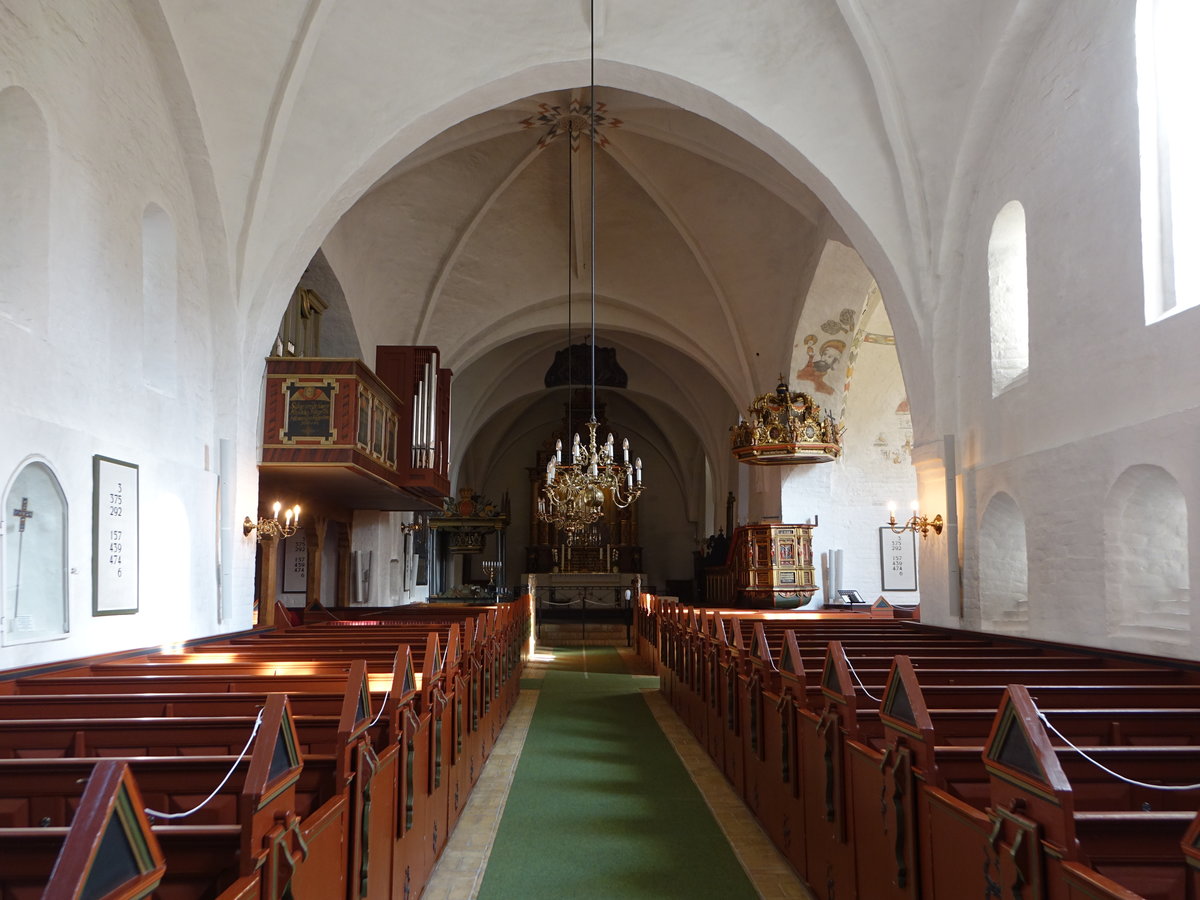 Dronninglund, Innenraum mit Kanzel von 1580 in der Klosterkirche (22.09.2020)