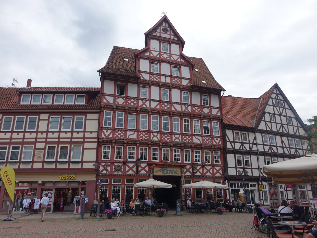 Duderstadt, Fachwerkhaus Die Tanne in der Marktstrae (29.06.2023)