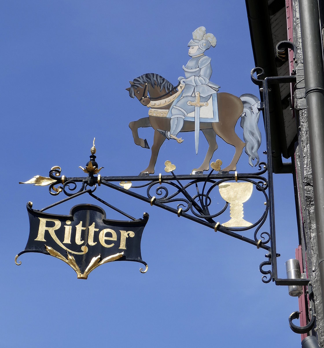 Durbach, Wirtshausschild, Hotel und Restaurant  Ritter , Juni 2020