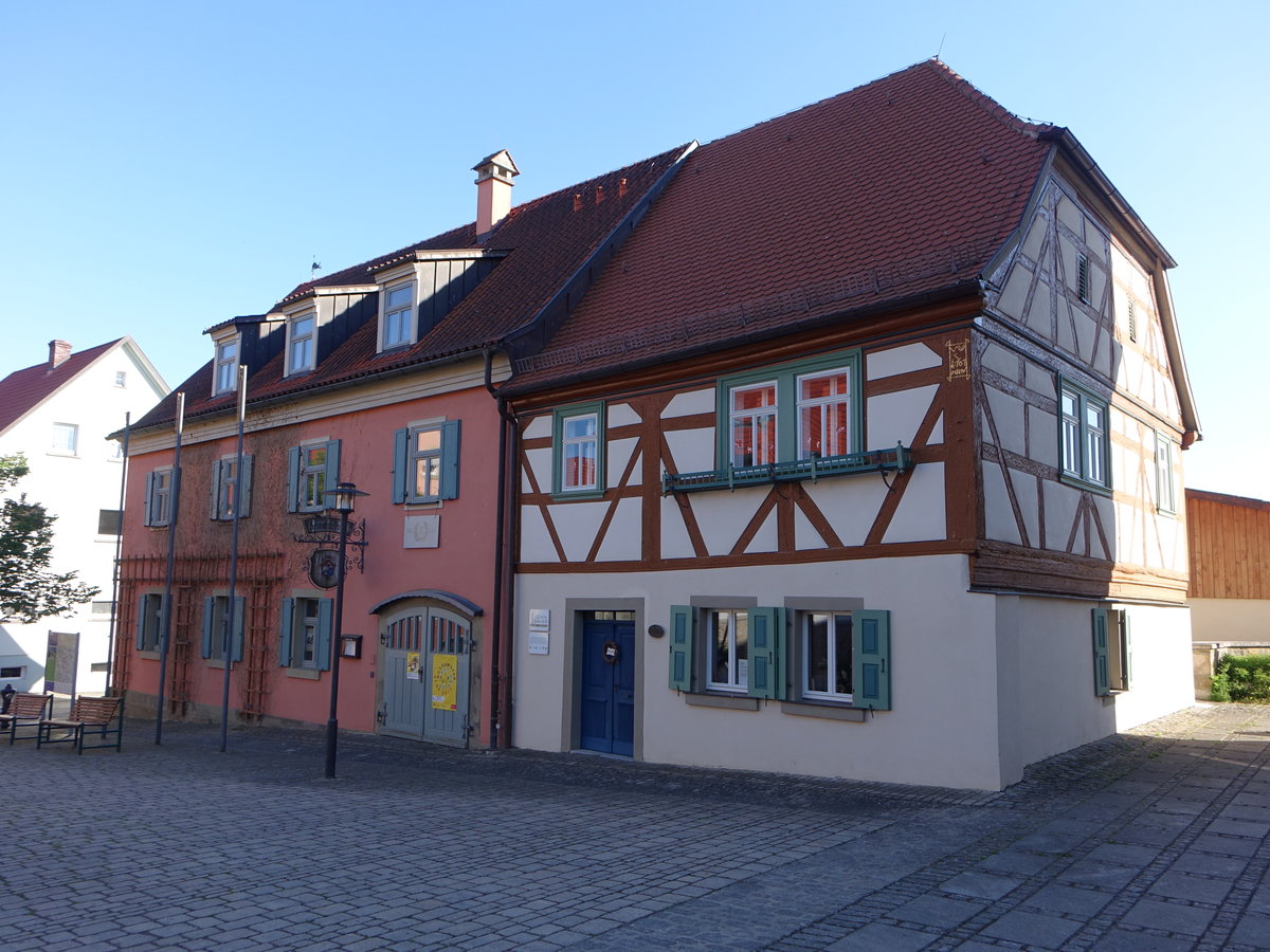 Ebenhausen, Fachwerkhaus und Heimatmuseum in der Kirchstrae (27.05.2017)