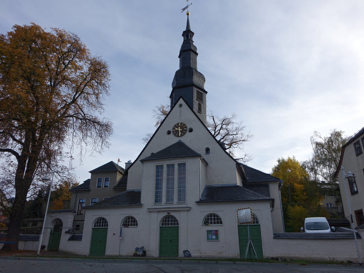 Ebersdorf, evangelische St. Christophorus Kirche, erbaut 1622 (17.10.2022)