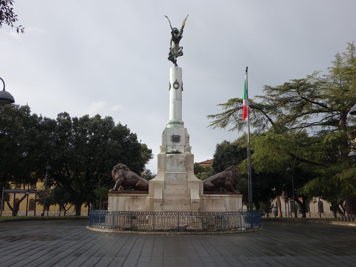 Eboli, Denkmal an der Piazza della Repubblica (27.02.2023)