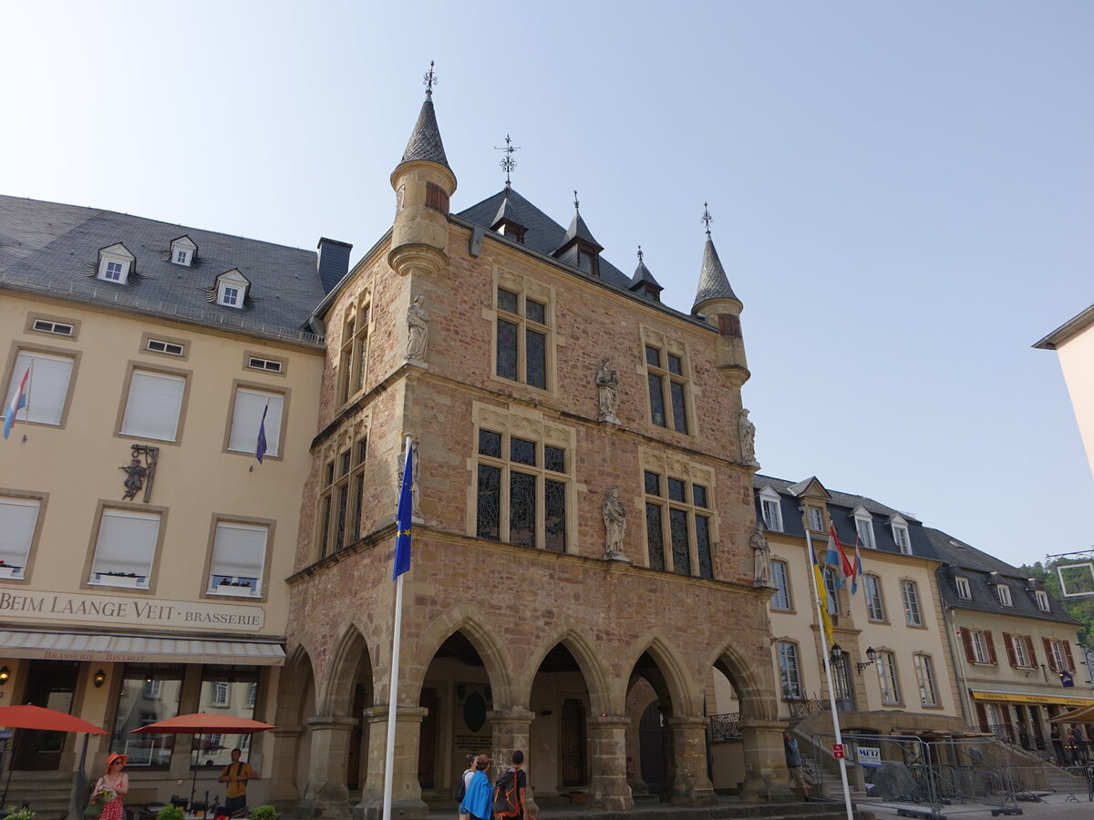 Echternach, altes Rathaus am Place du Marche (18.06.2022)