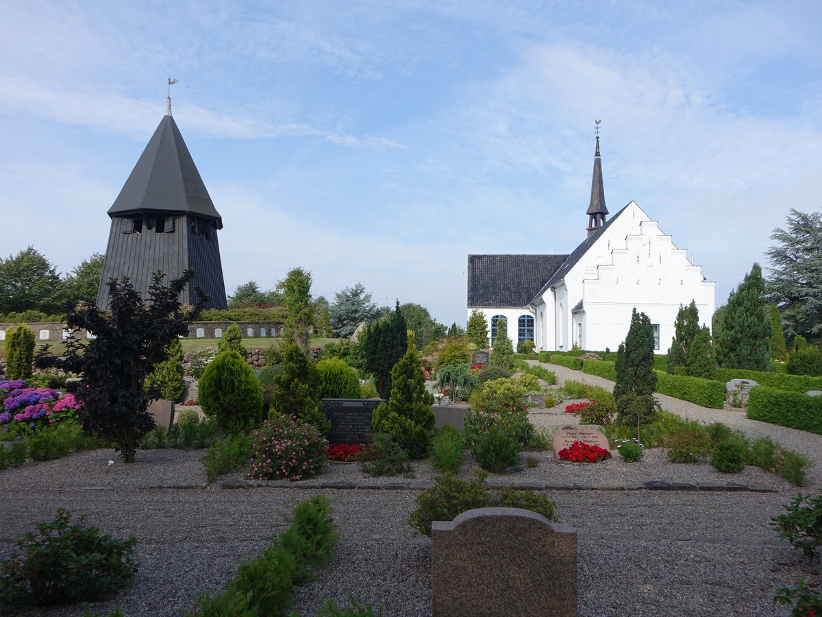 Egen, Ev. Kirche mit hlzernem Glockenturm, erbaut 1515 (20.07.2019)