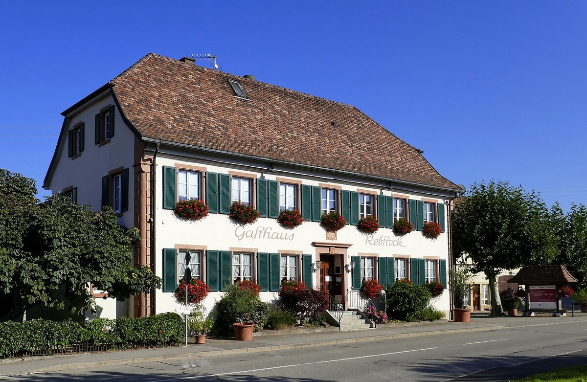 Egringen,  Rebstock , Hotel und Gasthaus aus dem 19.Jahrhundert, Sept.2021