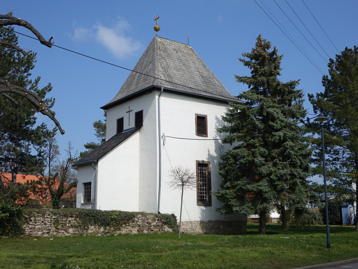 Eichelborn, evangelische St. Marien Kirche, kleine Wehrkirche (09.04.2023)