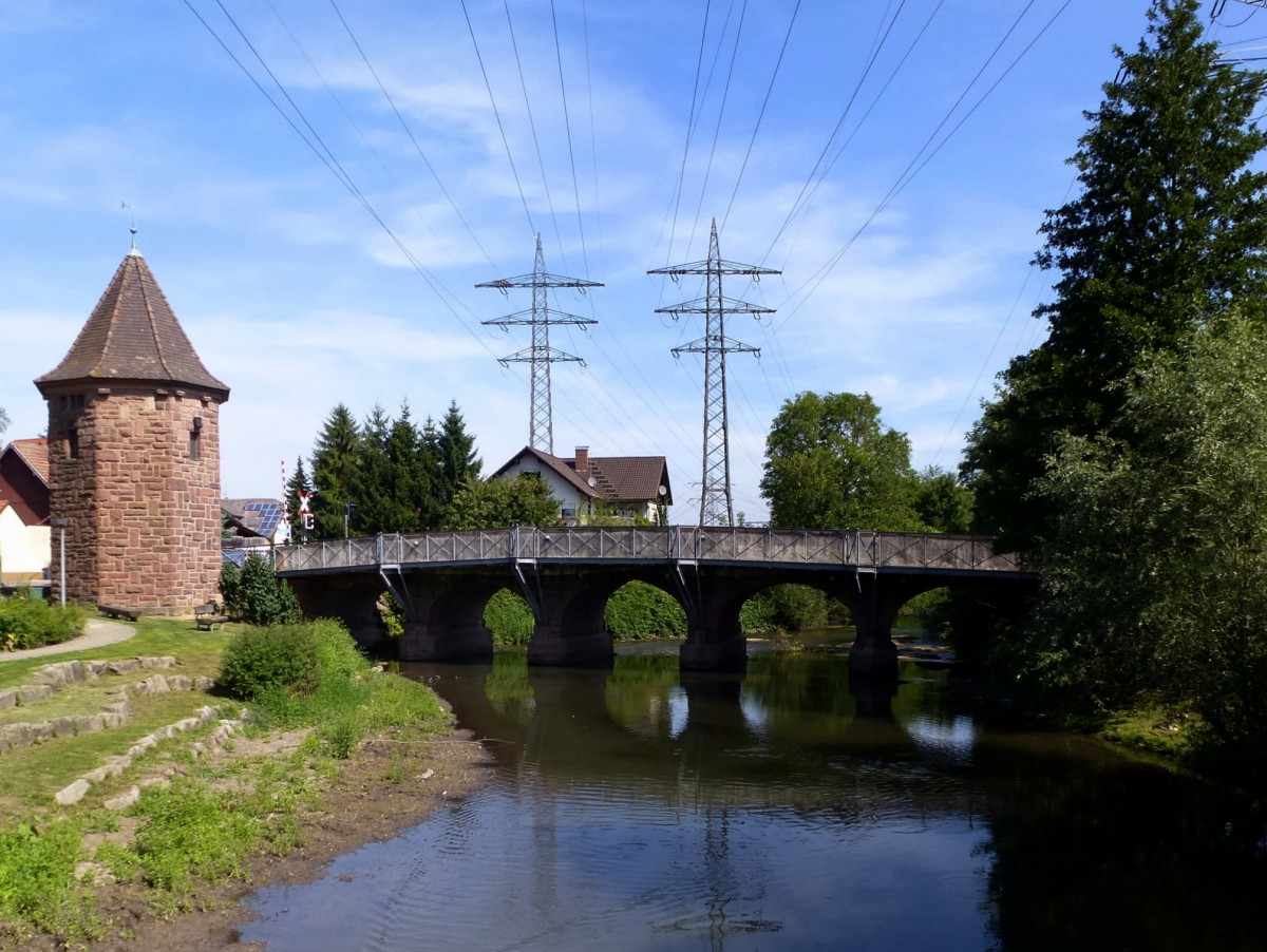 Eichstetten, die historische Brcke von 1784 ber die alte Dreisam, Aug.2013