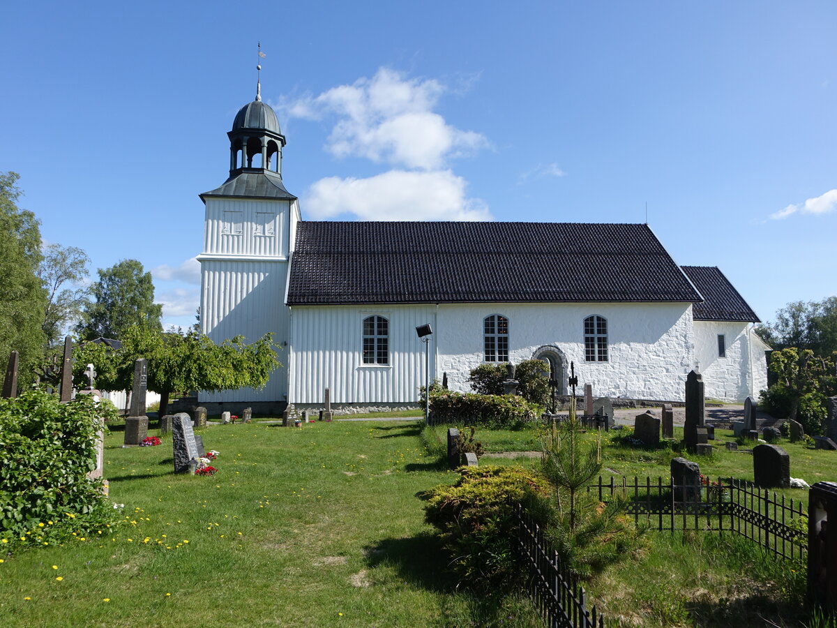 Eidanger, evangelische Kirche, erbaut ab 1150, erweitert 1787 und 1852 (28.05.2023)