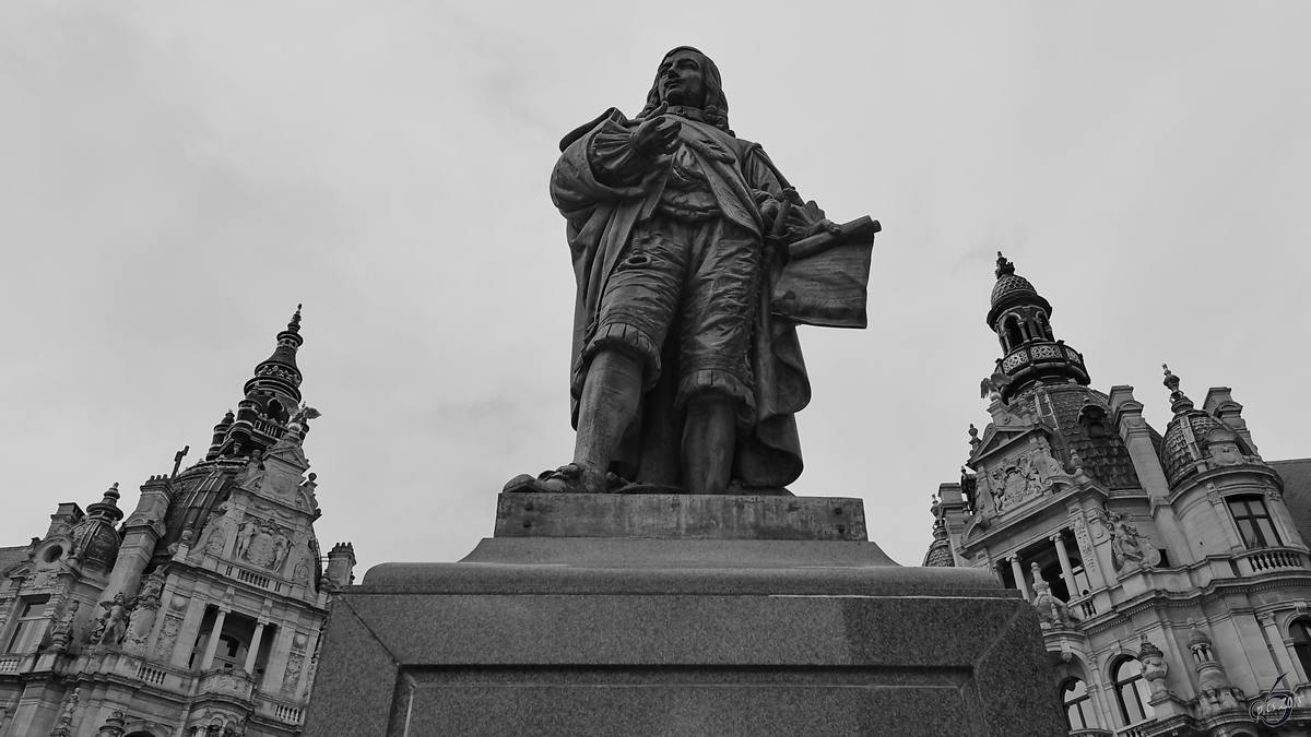 Ein Denkmal fr den flmischen Maler David Teniers. (Antwerpen, Juli 2018)wq