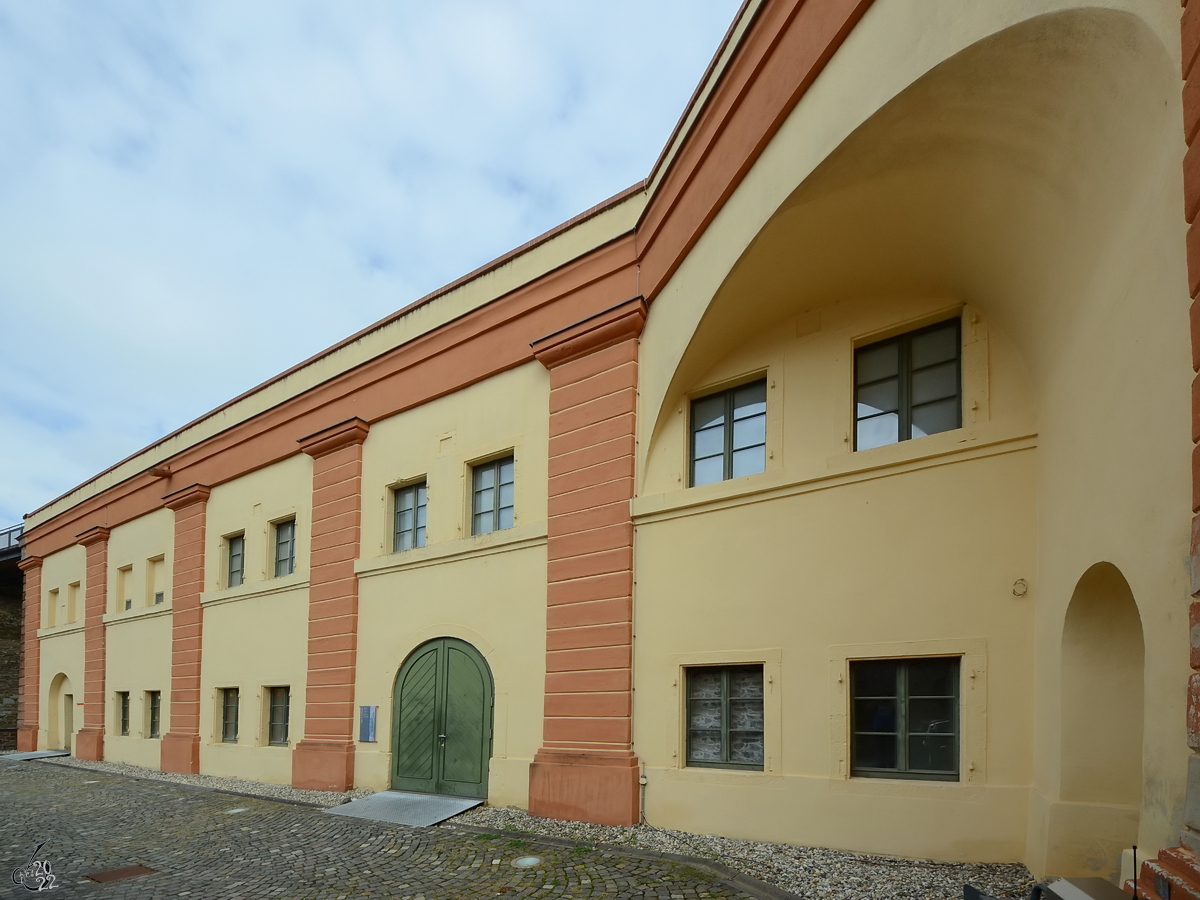 Ein Gebude in der Festung Ehrenbreitstein. (Koblenz, September 2013)