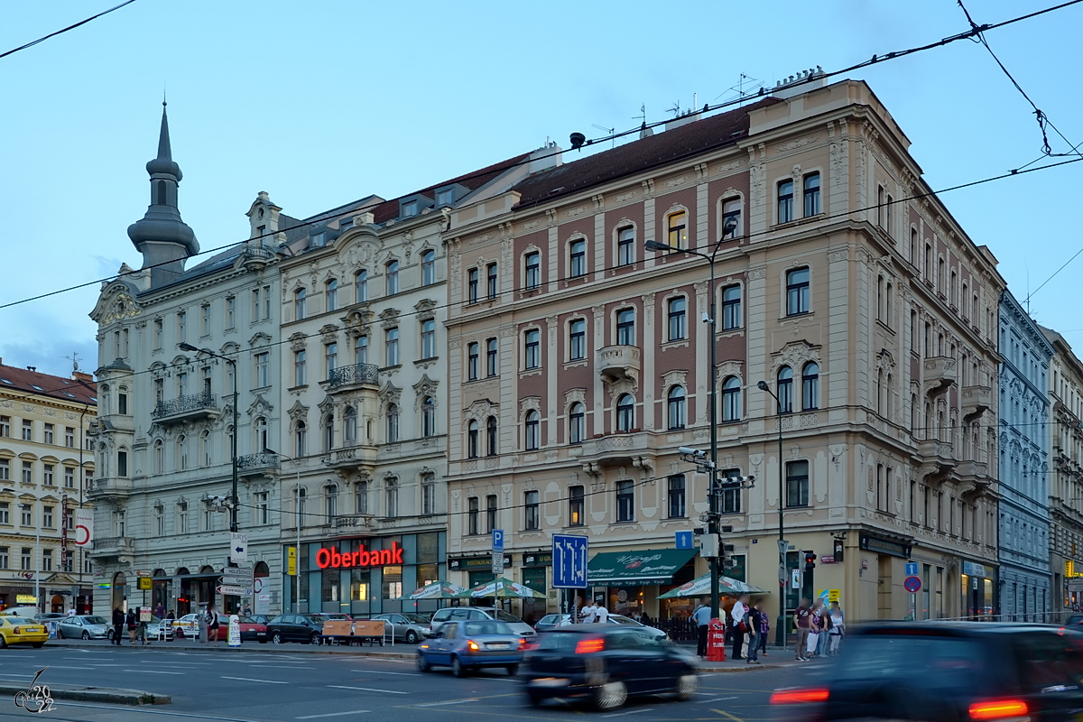 Ein Huserblock in Prag. (September 2012)