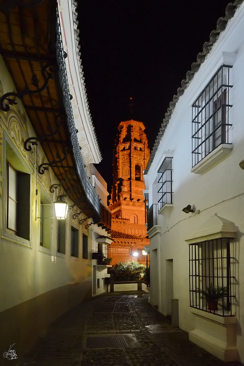 Ein nchtlicher Spaziergang durch das Poble Espanyol (Spanisches Dorf), einem 1929 anlsslich der Weltausstellung errichteten Freilichtmuseum in Barcelona. (Februar 2013)