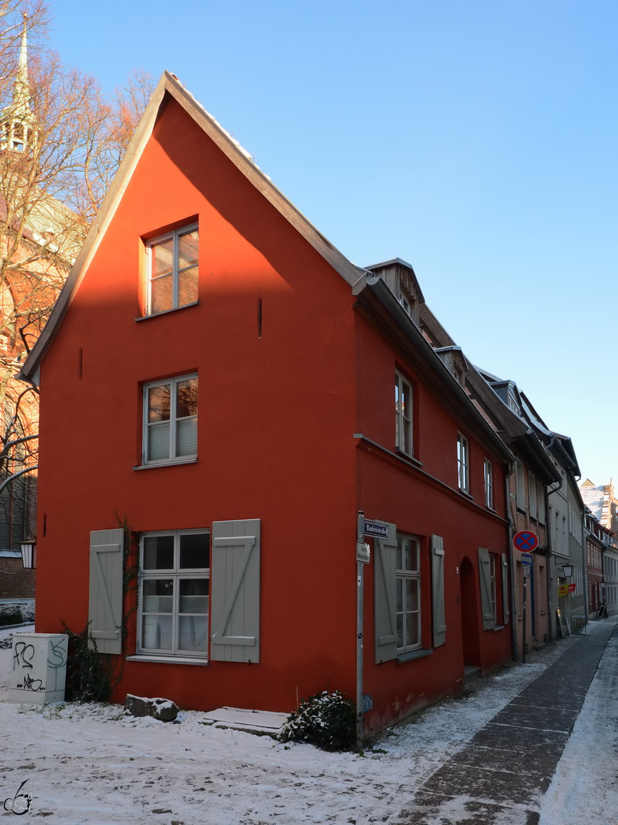 Eine kleine Huserzeile in der Altstadt von Stralsund. (Dezember 2014)