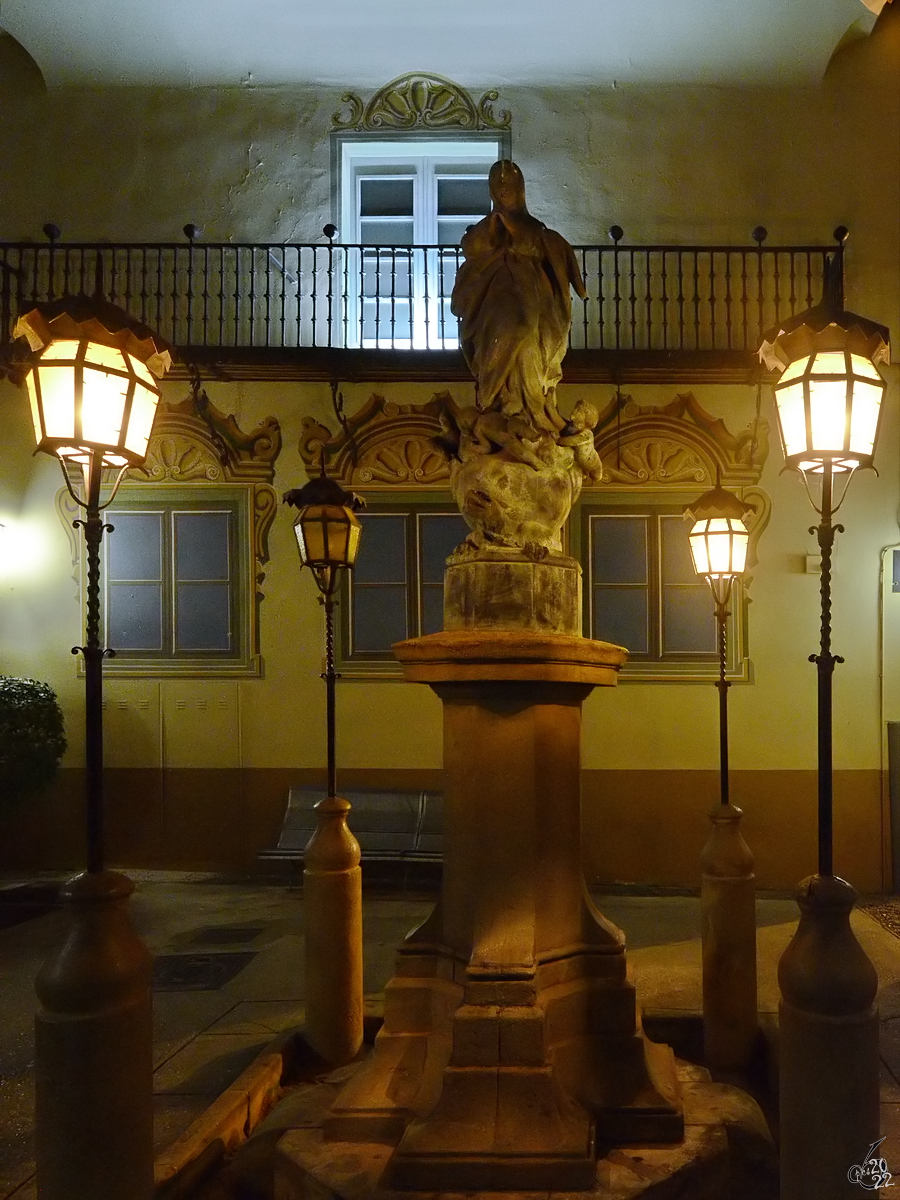 Eine Marienfigur im 1929 anlsslich der Weltausstellung errichteten Spanischen Dorf (Poble Espanyol) in Barcelona. (Februar 2013)