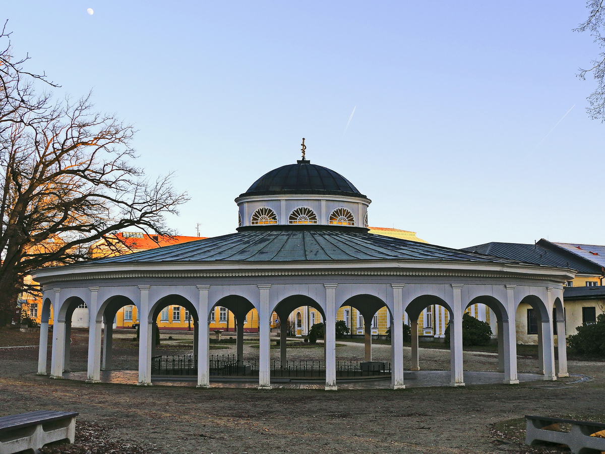 Eine der Quellen in Franzensbad hier nahe dem Grand Casino as am 16. Februar 2019.