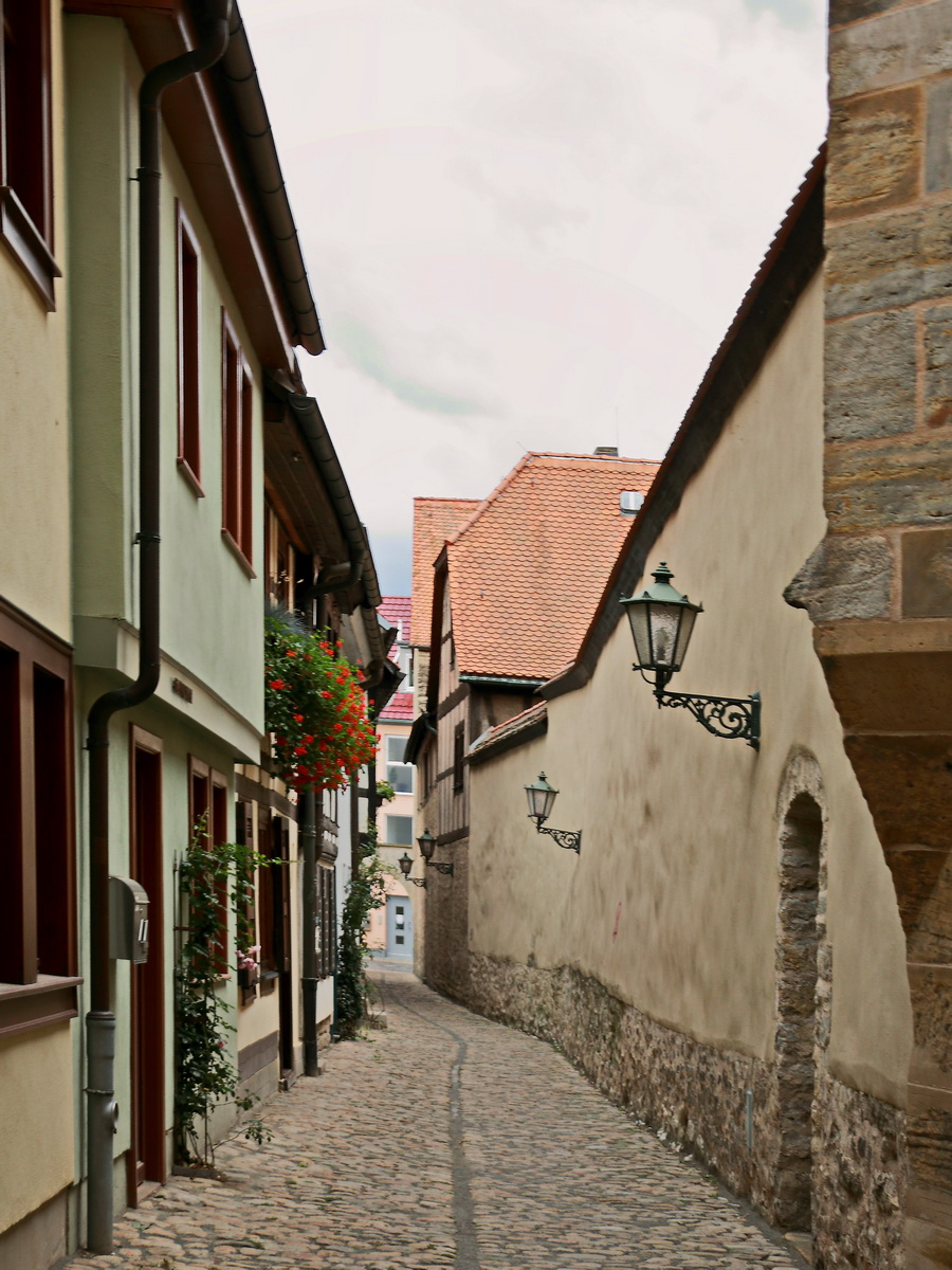 Eine der vielen Gassen in Erfurt auf dem Wege zur Andreaskirche. Erlaufen am 29. August 2020.