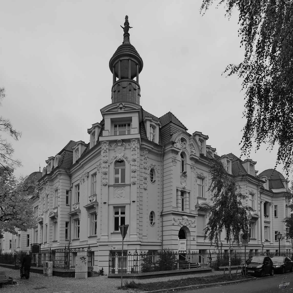 Eines der vielen restaurierten Huser im Potsdamer Stadtzentrum. (Oktober 2013)