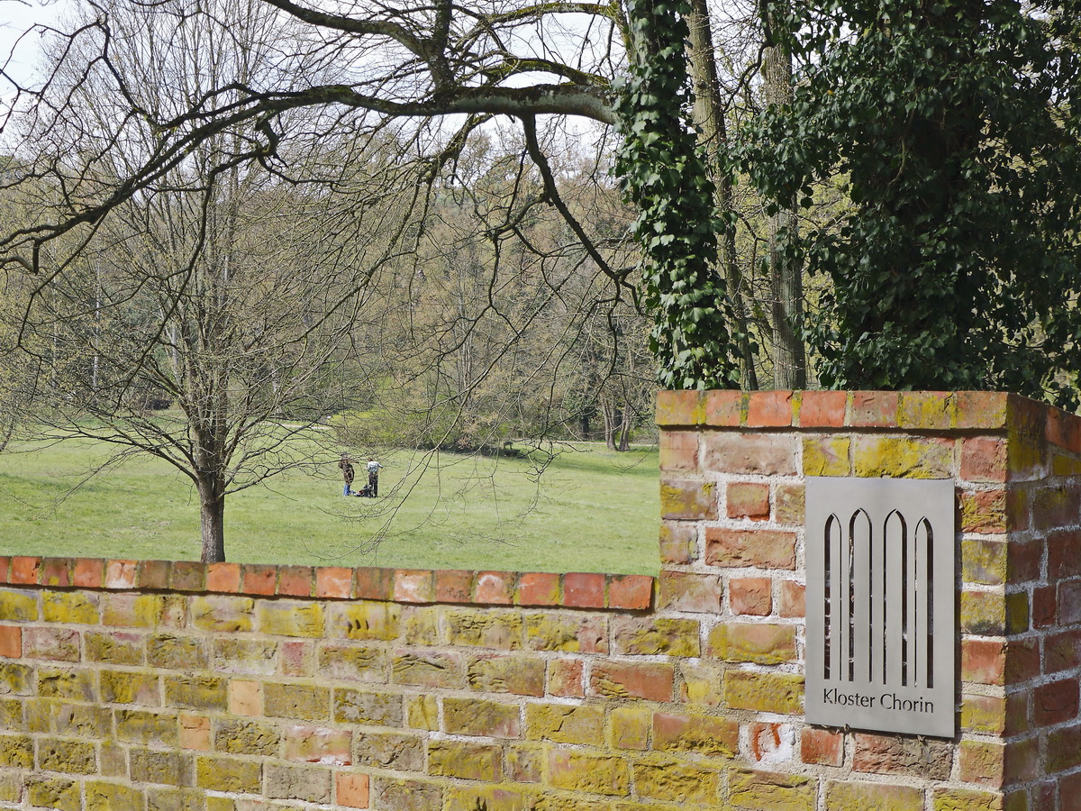 Eingangsbereich in das Zisterzienser Kloster Chorin im Landkreis Barnim in Brandenburg am 17. April 2019.