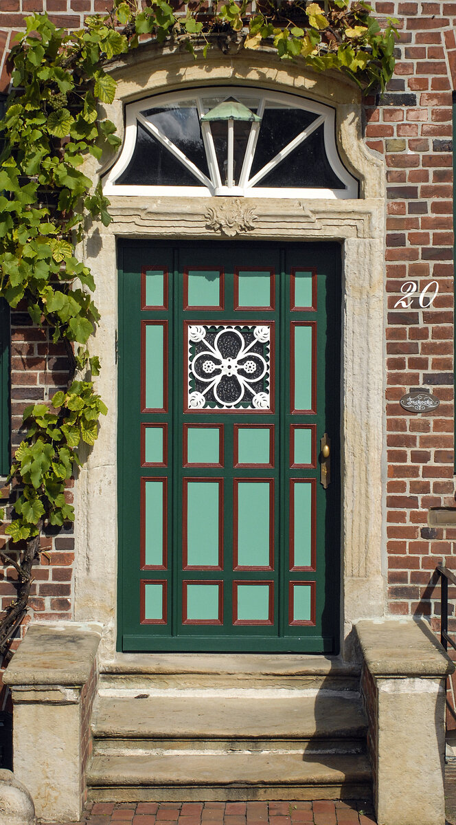 Eingangstr zum Haus am Hafen 20 in Glckstadt an der Elbe. Aufnahme: 22. September 2021.
