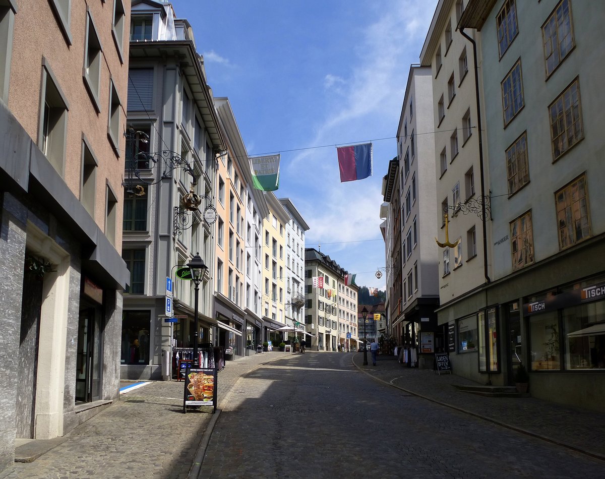 Einsiedeln, Blick in die Hauptstraße, Mai 2017