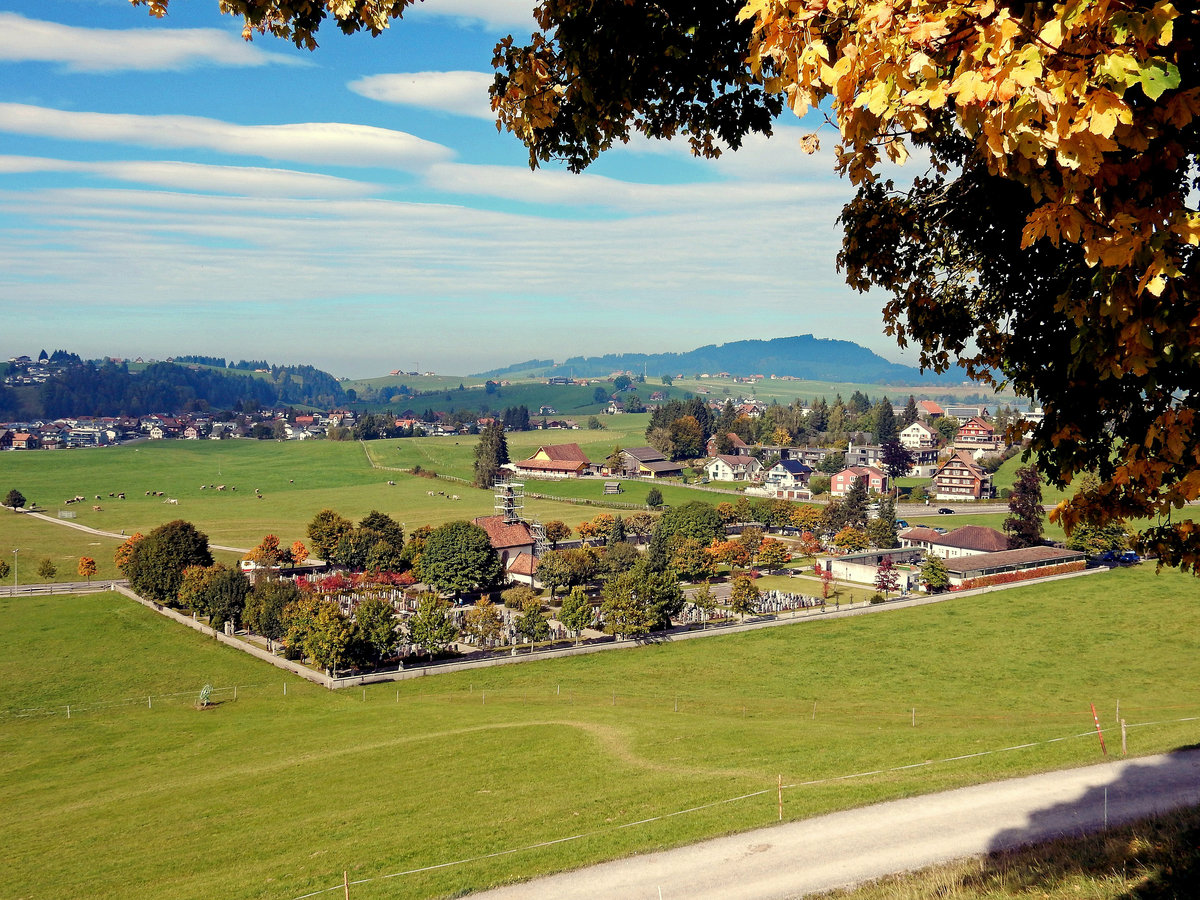 Einsiedeln, Friedhof, mit der St. Benediktskapelle - 02.10.2015