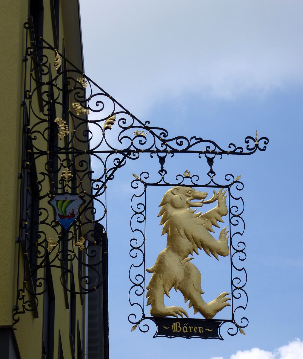 Einsiedeln, Restaurant Zunfthaus  Bren , in der Hauptstrae, Mai 2017