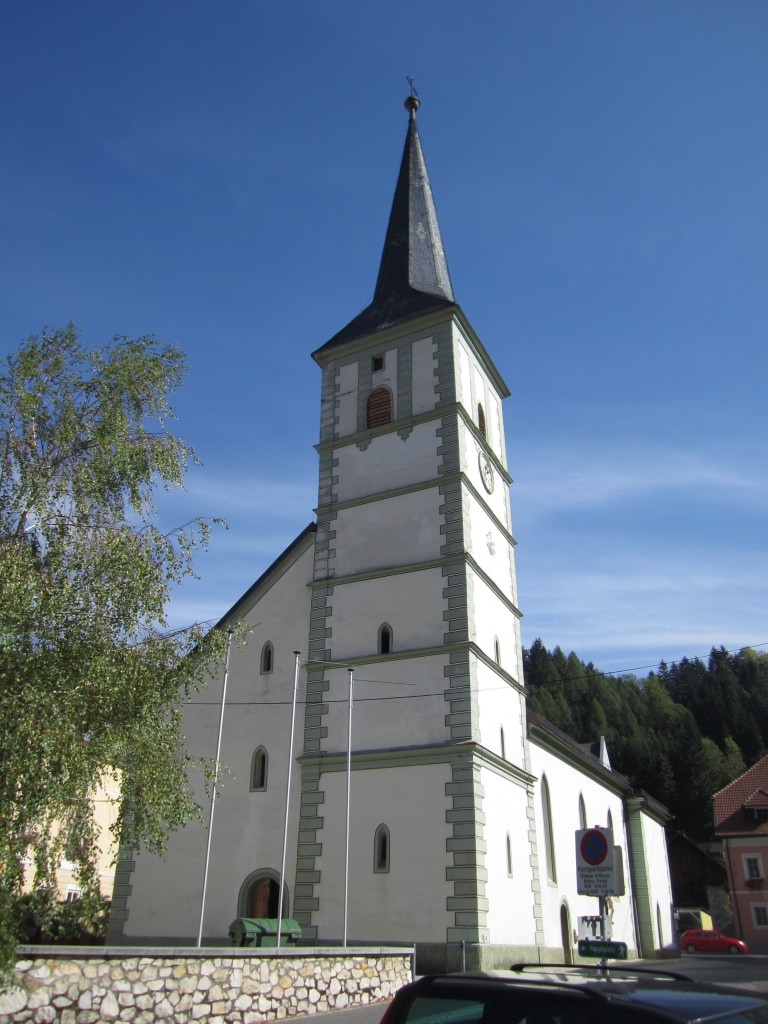 Eisenkappel, Pfarrkirche St. Michael, erbaut ab 1483 als dreischiffige Halle (04.10.2013)