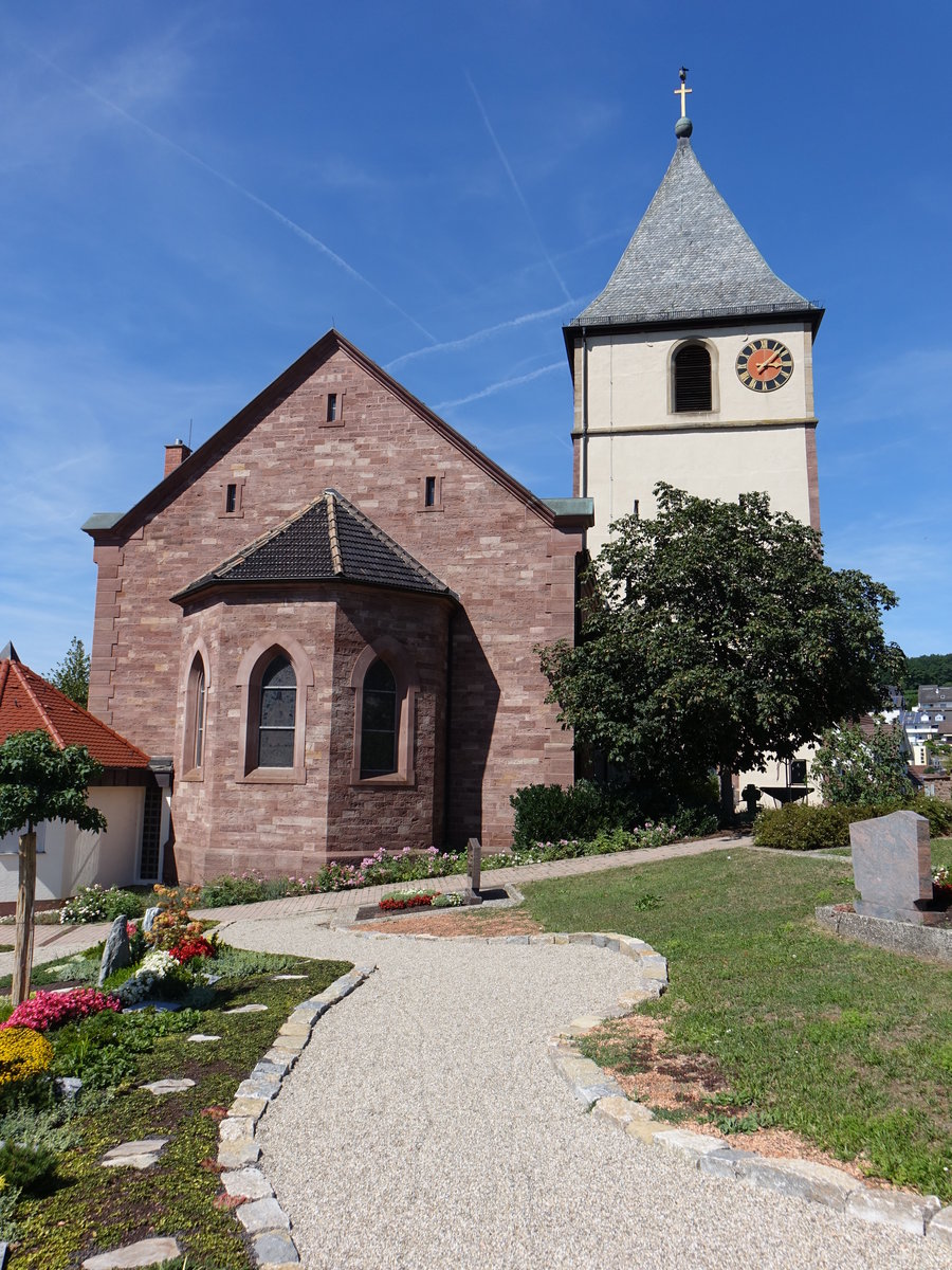 Eisingen, evangelische St. Margaretha Kirche, erbaut ab 1344, Langhaus erbaut 1880 (12.08.2018)