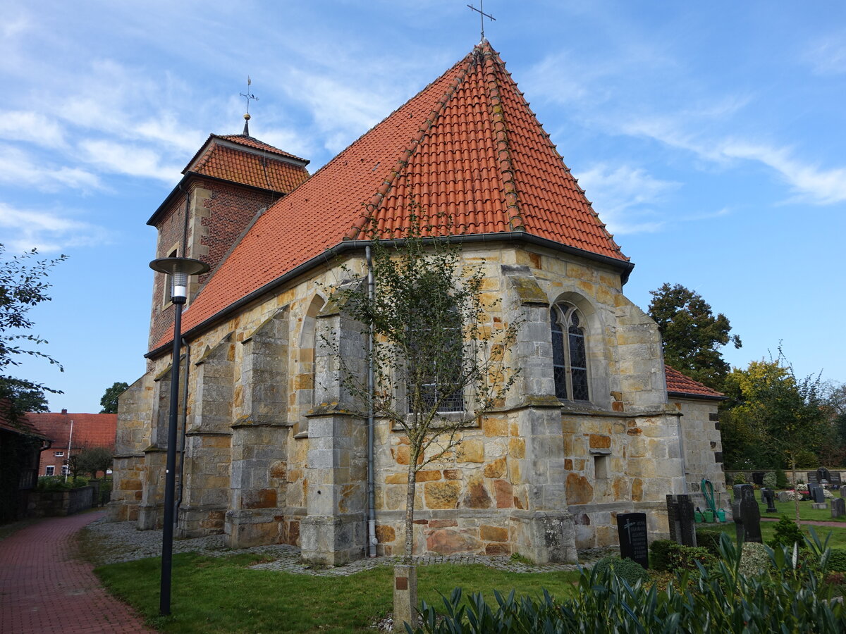 Elbergen, Pfarrkirche St. Johannes, erbaut von 1290 bis 1310 (10.10.2021)