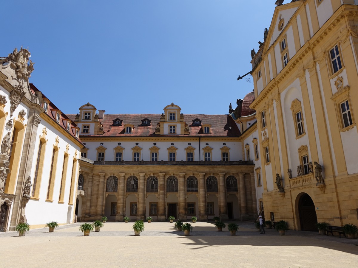 Ellingen, Innenhof des ehem. Deutschordenschloss (04.06.2015)