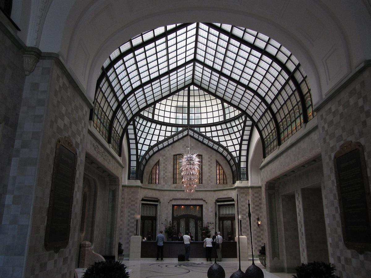 Empfang des Four Seanson Hotels in der Gresham Palace in Budapest. Aufnahmedatum: 04.29.2014