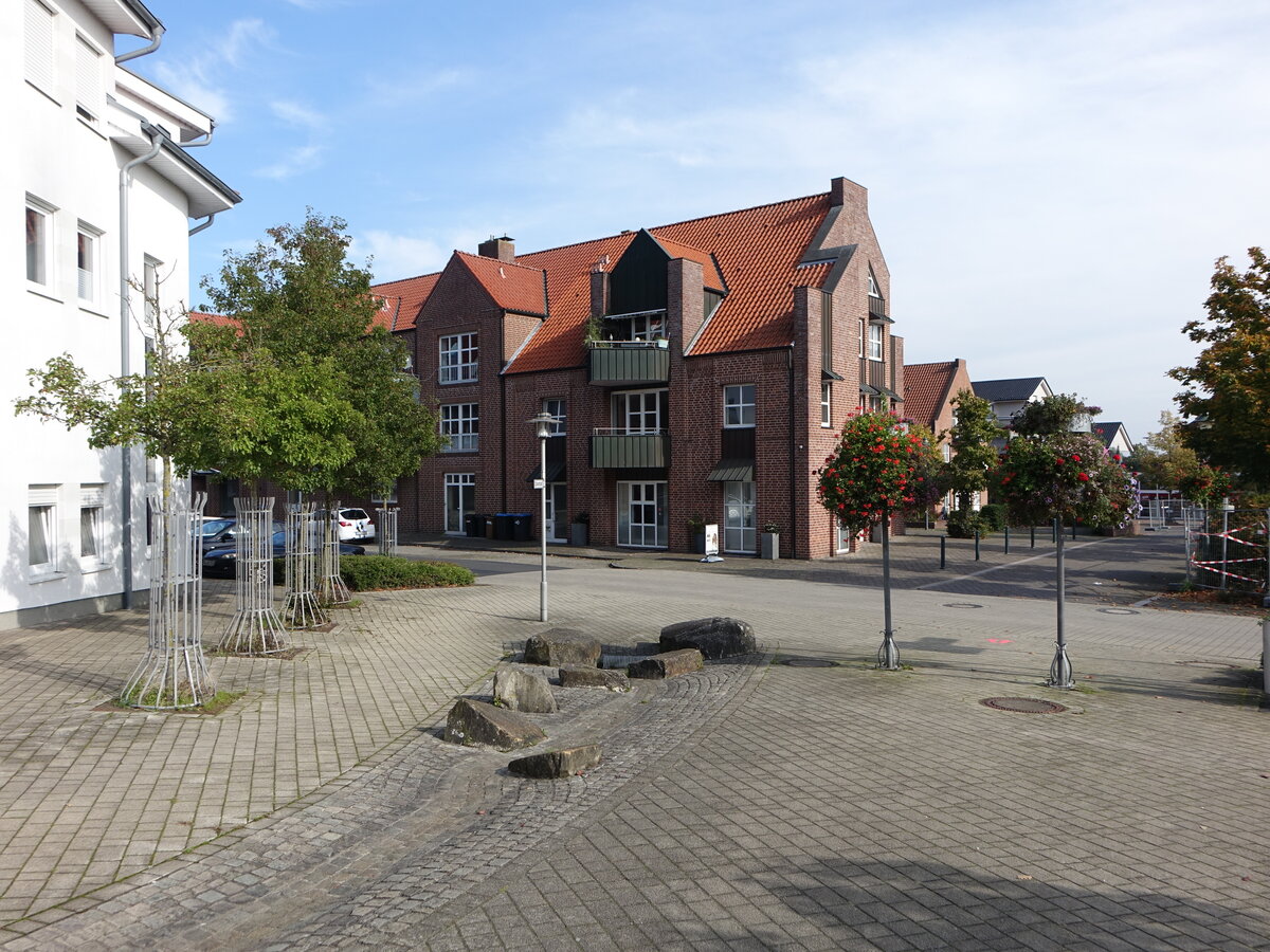 Emsbren, Huser und Brunnen am Marktplatz (10.10.2021)