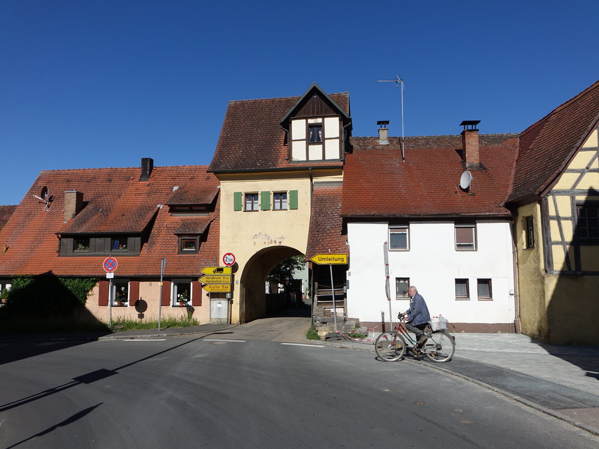 Engelthal, Obertor, Torturm der ehemaligen Klosterbefestigung, erbaut 1721 (11.06.2017)