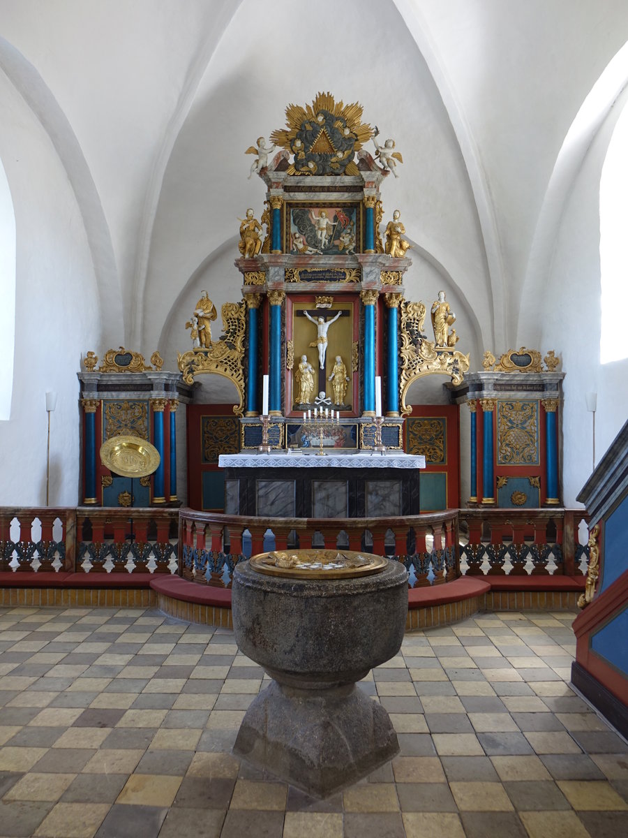 Engum, Rokoko Altar von 1759 in der Ev. Kirche (23.07.2019) 