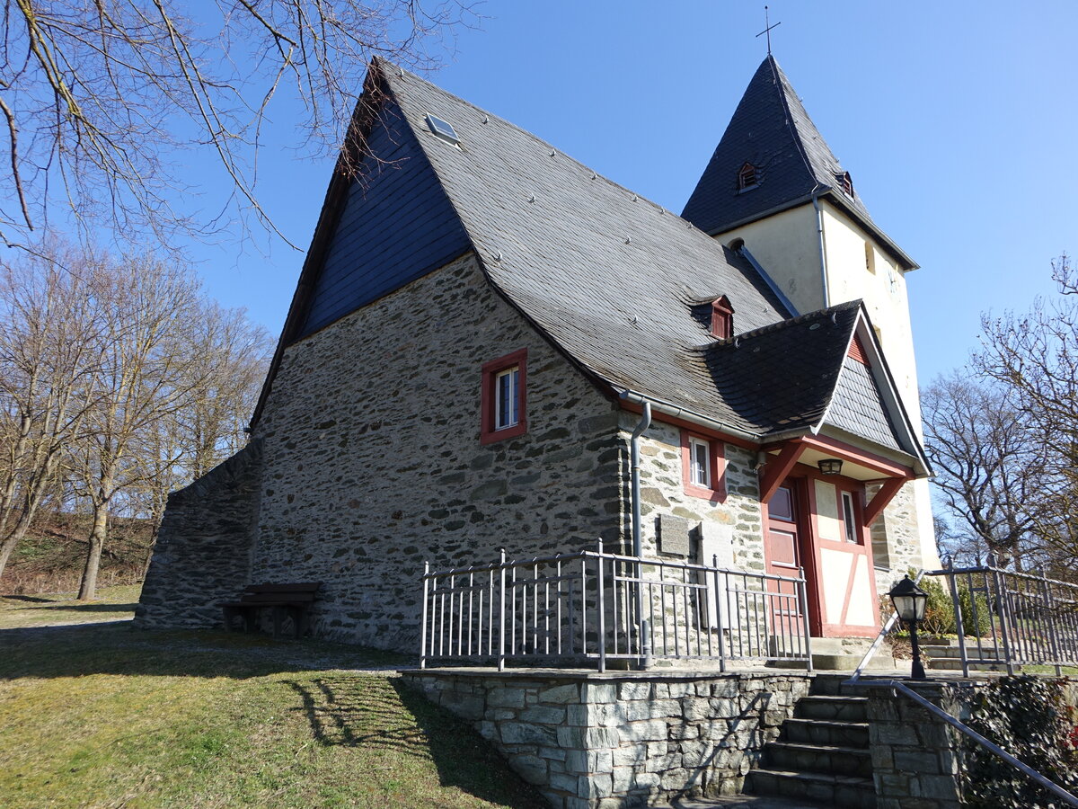 Ennerich, evangelische Kirche St. Katharina, erbaut von 1695 bis 1705 (19.03.2022)