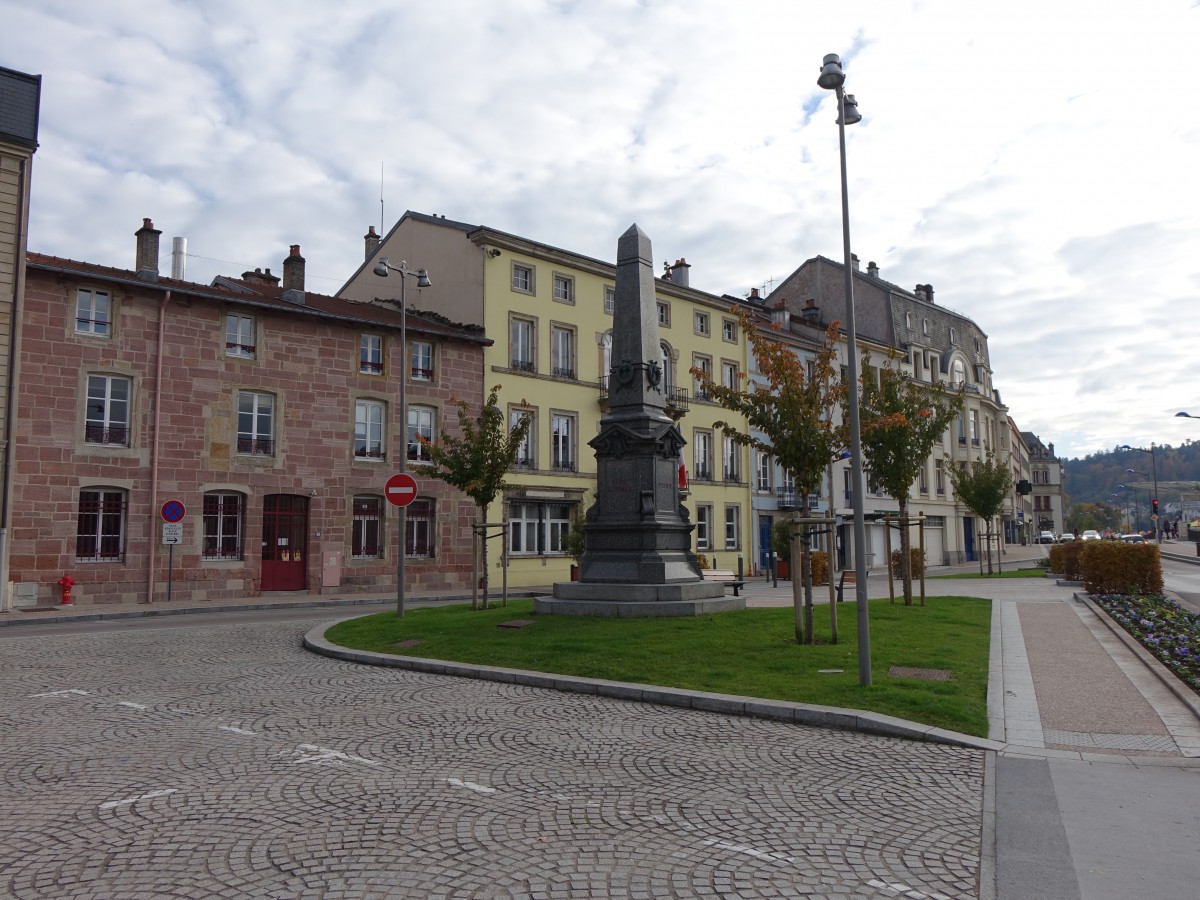 Epinal, Kriegsdenkmal am Quai Colonel Serot (25.10.2015)