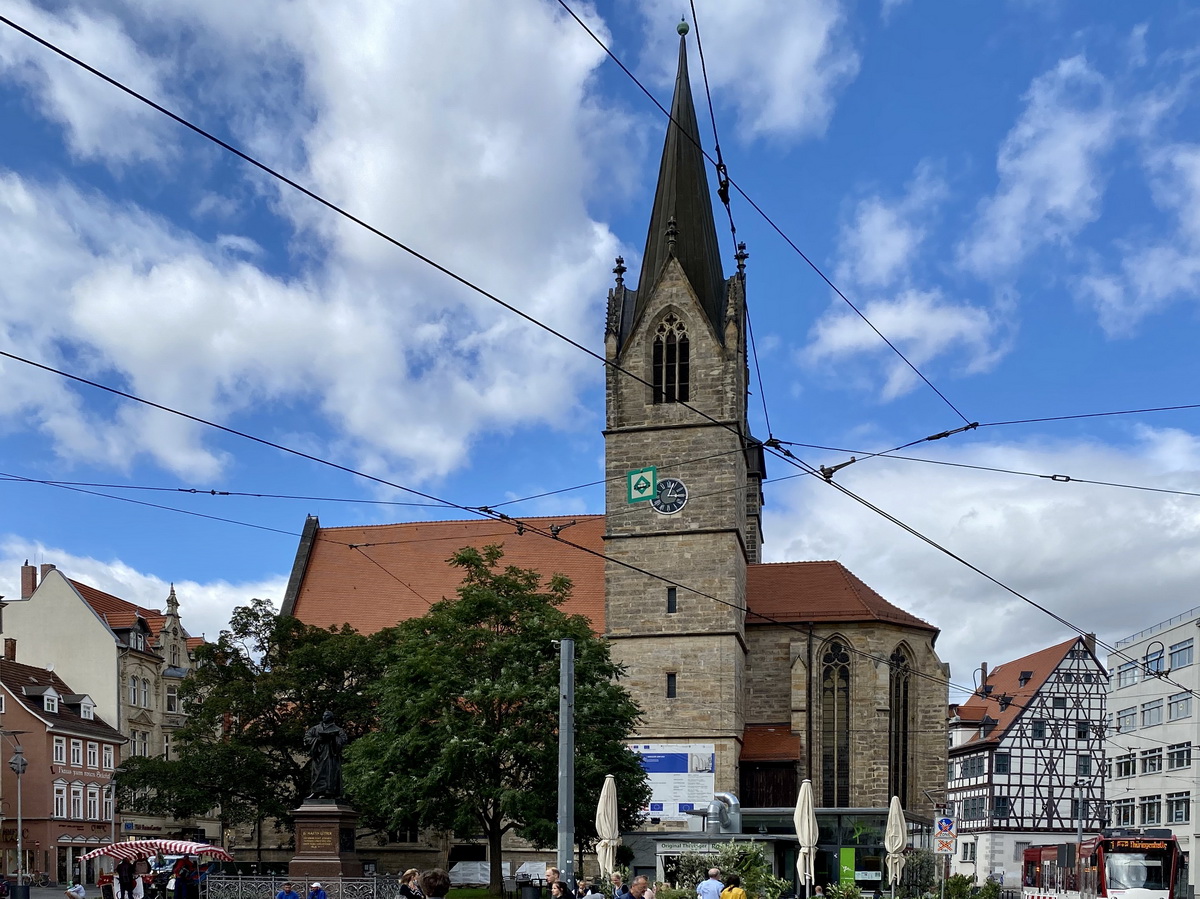 Erfurt: Kaufmannskirche vom Anger aus  am 26. August 2020 gesehen.