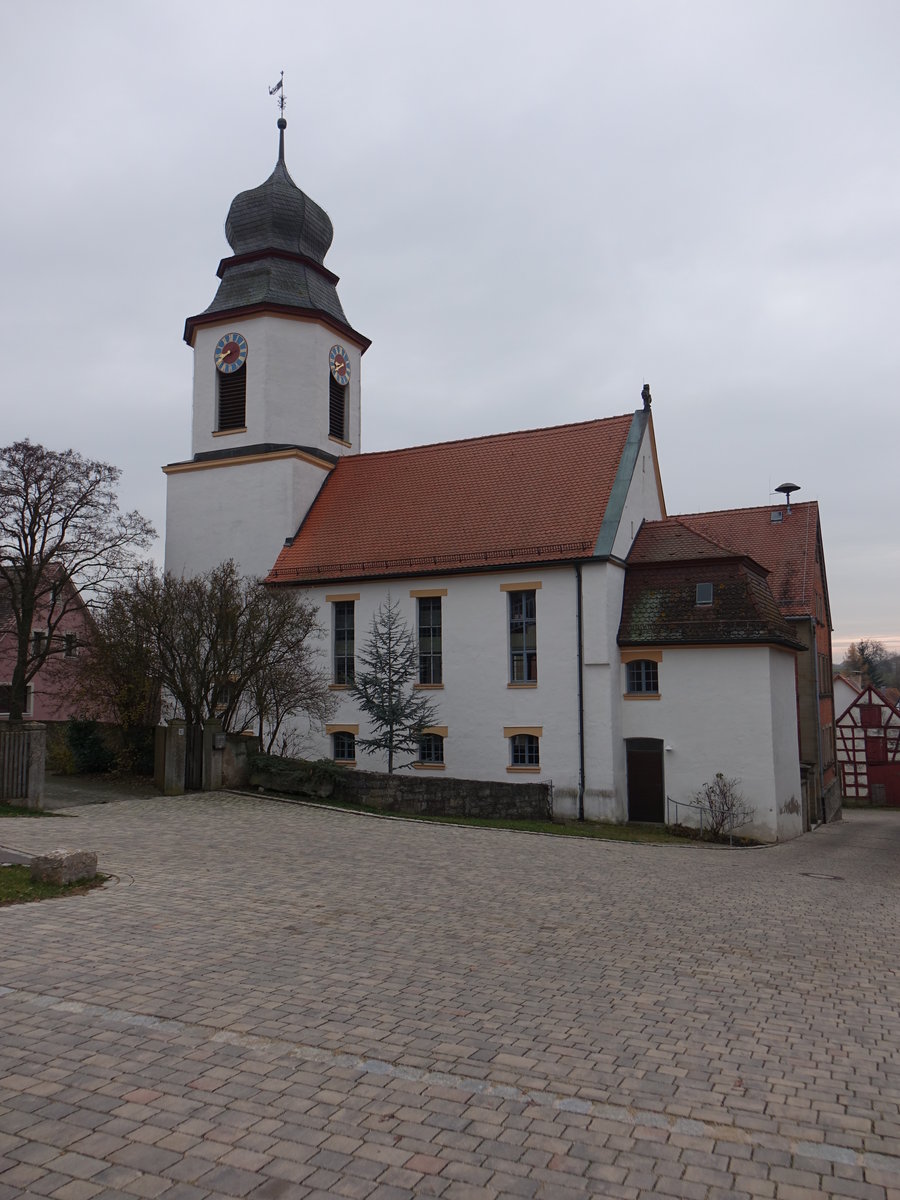 Ermetzhofen, Ev. Hl. Kreuz Kirche, Sptmittelalterliche Chorturmanlage, Langhaus erbaut 1752 durch Johann David Steingruber (27.11.2016)