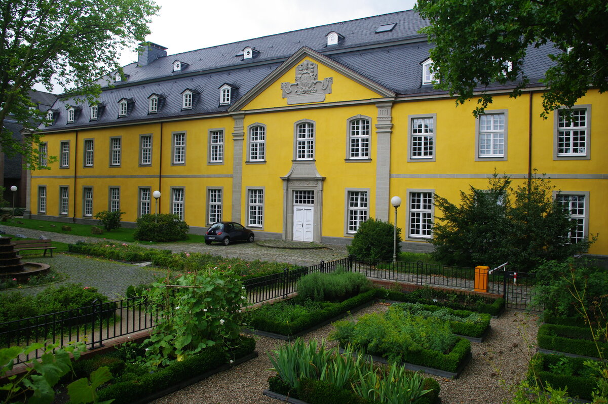 Essen, Schatzkammer St. Ludgeri in der Brckstrae (30.07.2011)