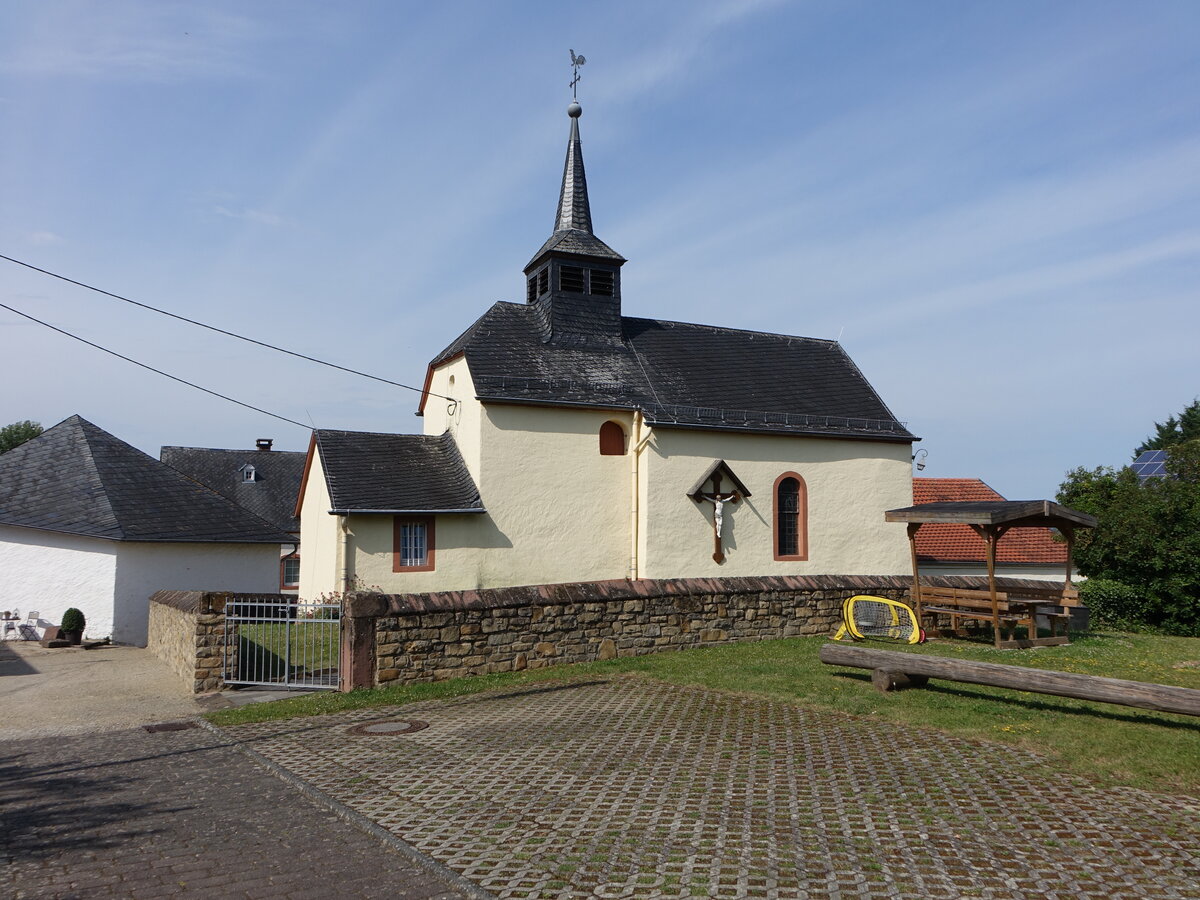 Elingen, Kapelle St. Lukas und St. Barbara, erbaut im 16. Jahrhundert, erweitert 1780 (22.06.2022)