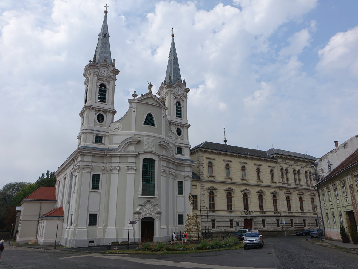 Esztergom, Pfarrkirche St. Ignatius, ehem. Jesuitenkirche, erbaut von 1728 bis 1738 (03.09.2018)