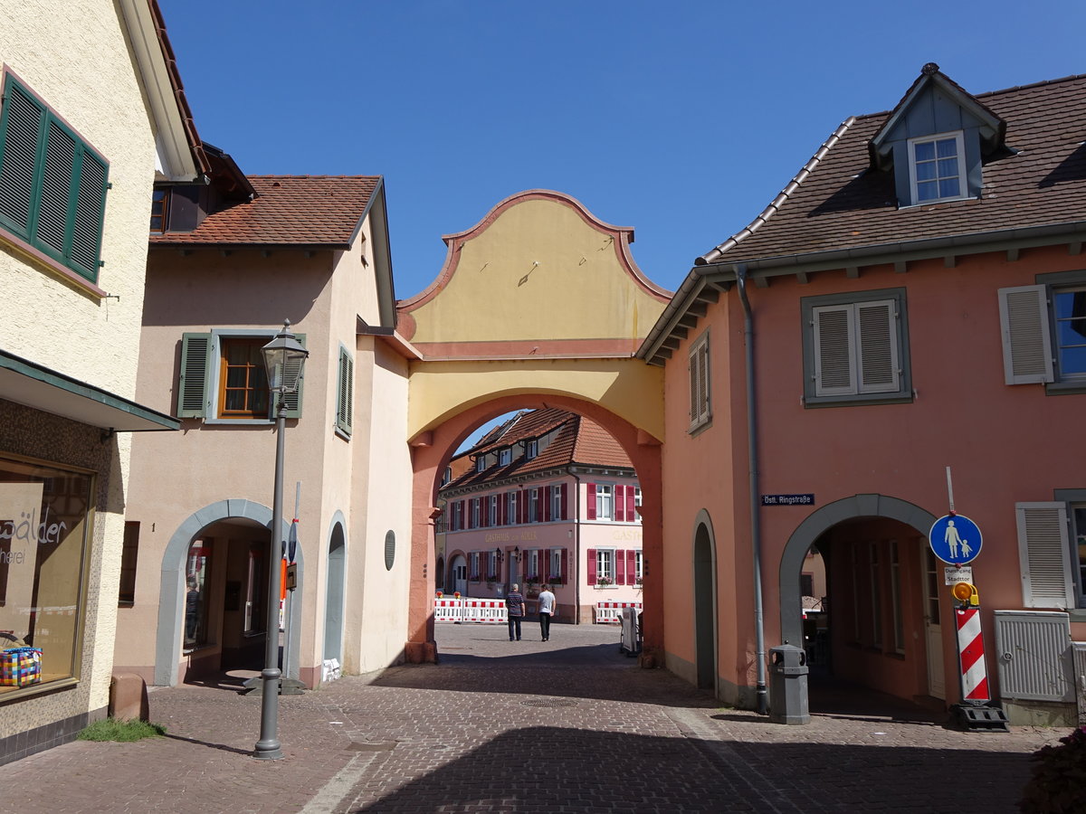 Ettenheim, Unteres Tor in der Friedrichstrae, erbaut 1783 (14.08.2016)