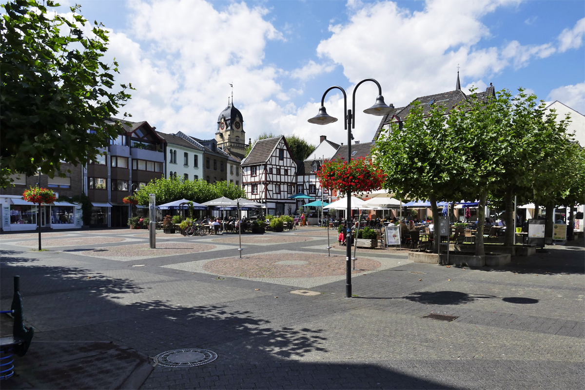 Euskirchen, Alter Markt im Sommer - 13.08.2017