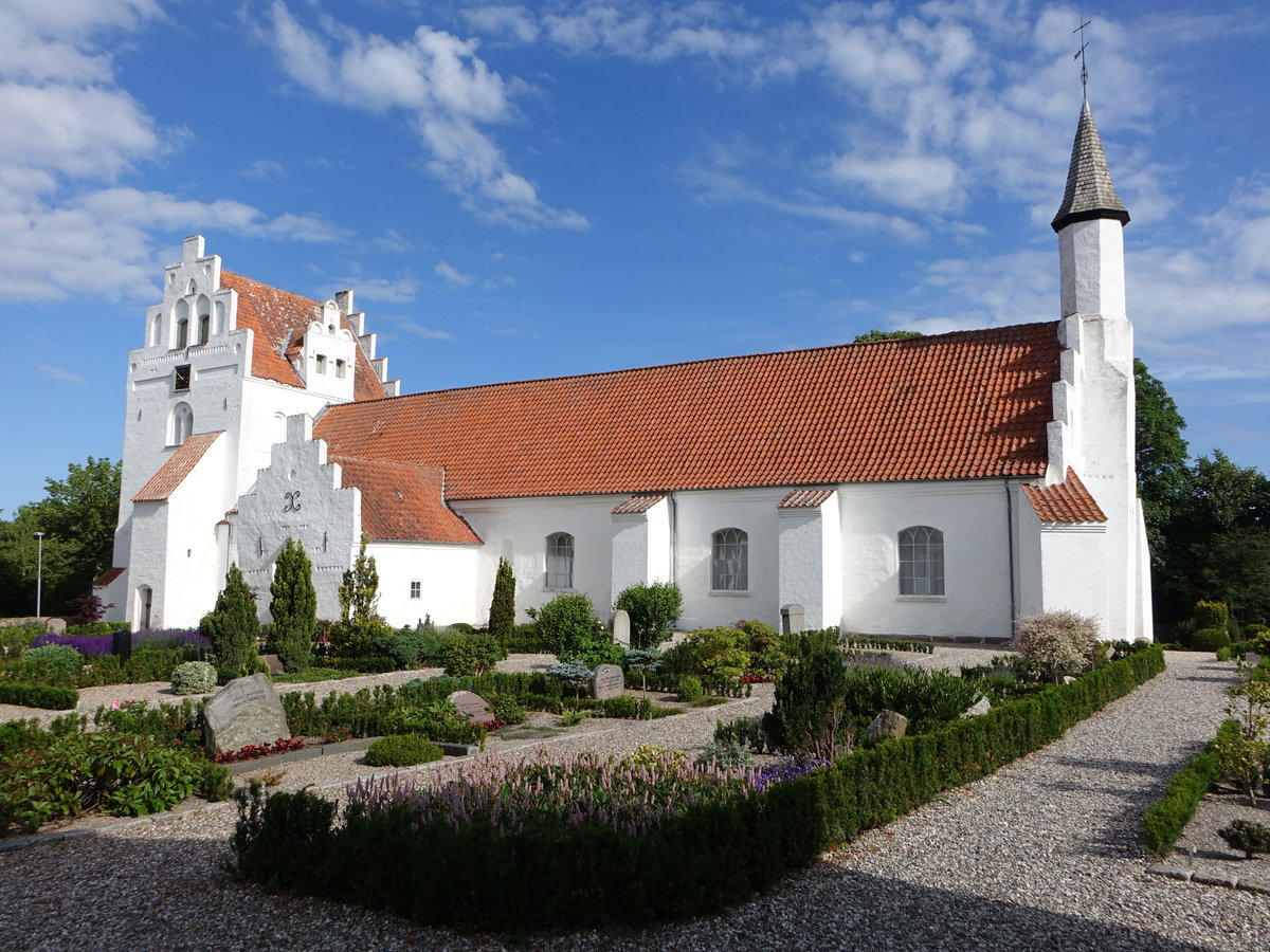 Ev. St. Katharina Kirche in Mesinge, erbaut ab 1100 (06.06.2018)