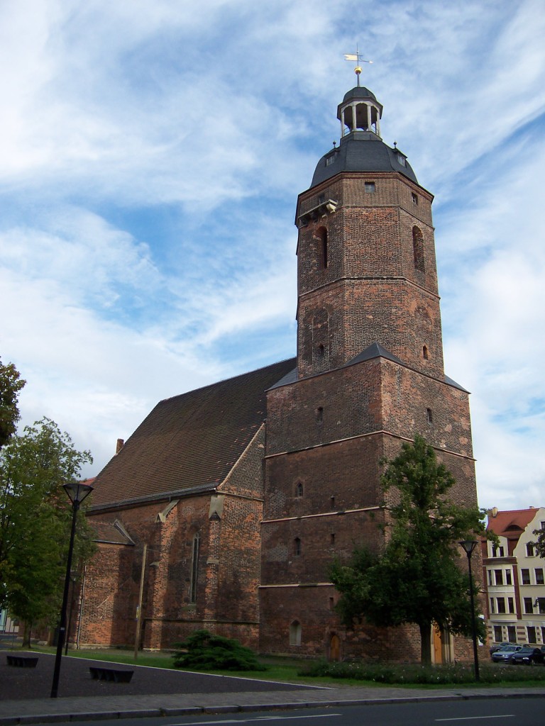 Evangelische Kirche St. Nicolai, auch Nikolaikirche oder Marktkirche, in Eilenburg (Sommer 2003)