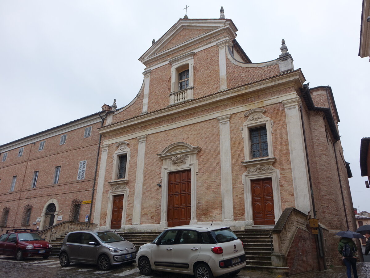 Fabriano, Klosterkirche San Romualdo, erbaut im 13. Jahrhundert (30.03.2022)