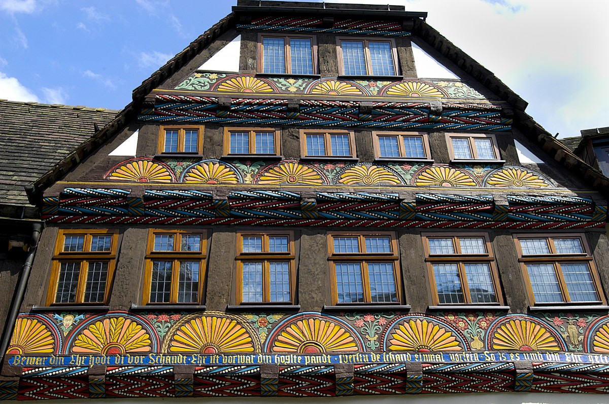 Fachwerk am Haus Litto, Marktstrae 13, in Hxter (Weserbergland): Aufnahme: Juli 2007.