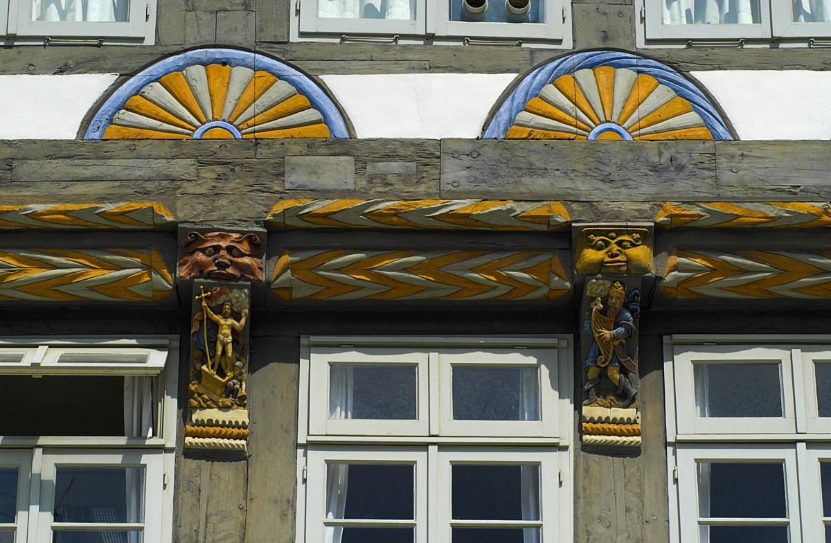 Fachwerk in Marktstrae von Hxter (Weserbergland). Aufnahme: Juli 2007.