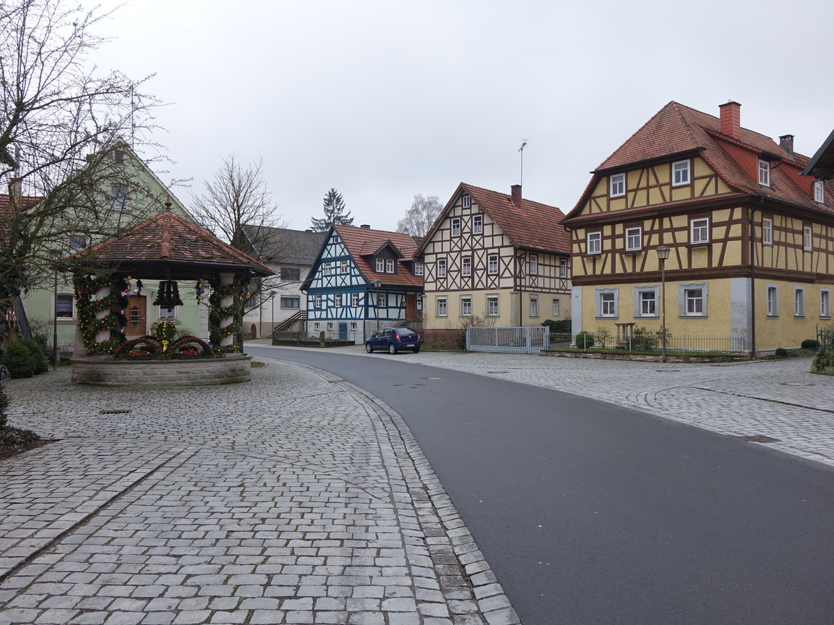 Fachwerkhuser am Marktplatz von Neubrunn (26.03.2016)