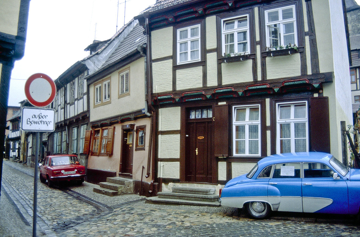 Fachwerkhuser in Quedlinburg. Bild vom Dia. Aufnahme: Oktober 1992